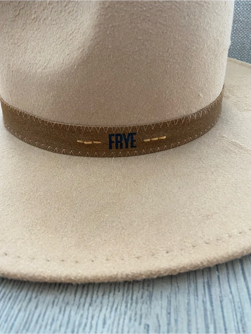 FRYE camel colored wool felt wide brim fedora new with tag festival